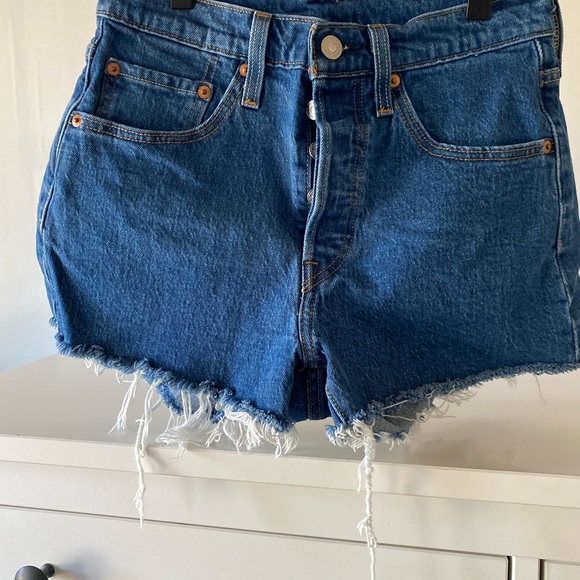 LEVI 501 - Picture 3 of 7